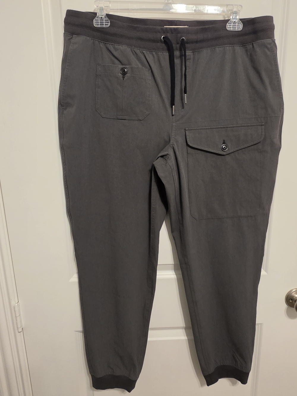 Men's Dark Gray Fieldworth Pace Jogger Pants with Drawstring Waist NWT